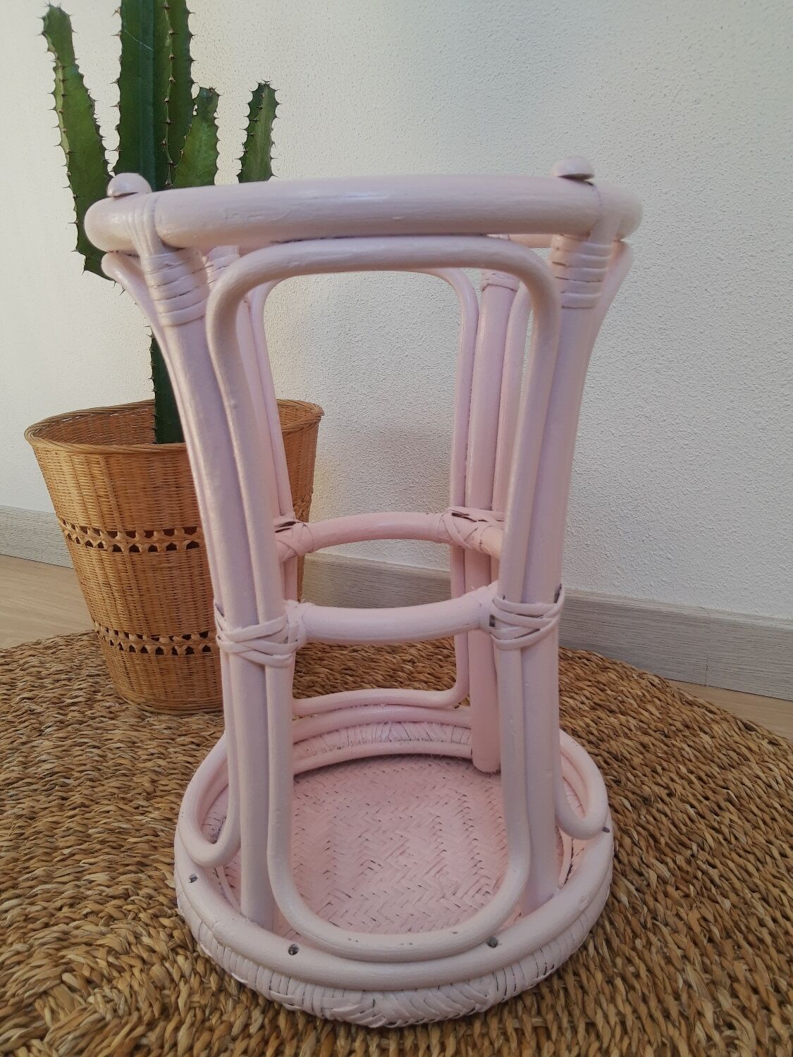 Vintage powder pink rattan stool
