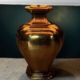 Large Deknudt lamp in varnished gold brass, 1970s.