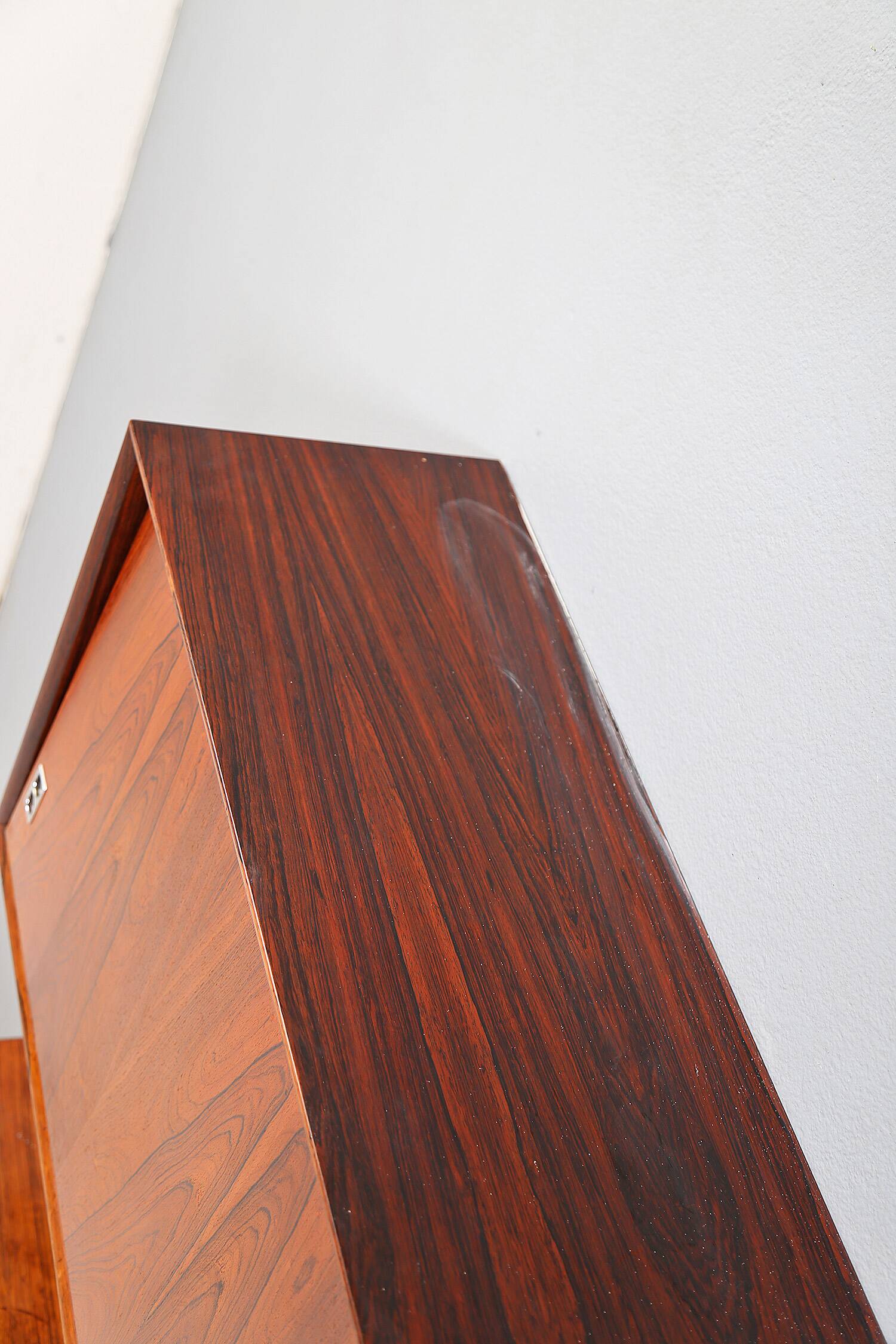 Arne Vodder pour Sibast Combinaison de deux buffets suspendus Palissandre années 60 - C