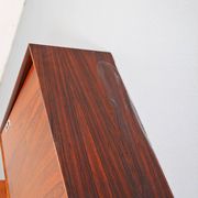 Arne Vodder pour Sibast Combinaison de deux buffets suspendus Palissandre années 60 - C