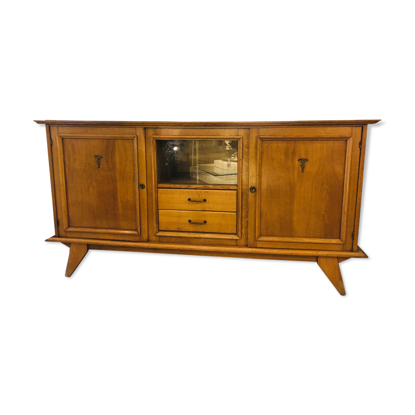 Oak buffet compass feet