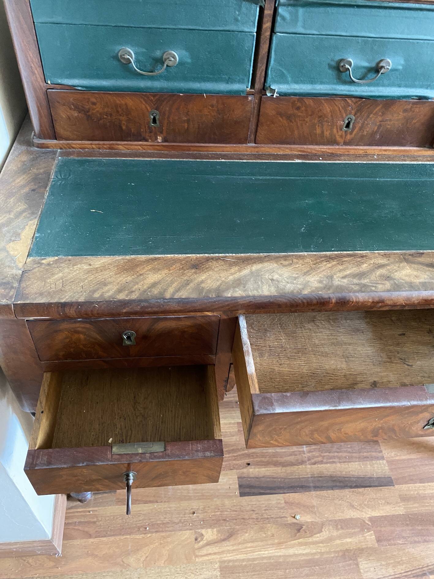 Bureau Gradin Louis Philippe