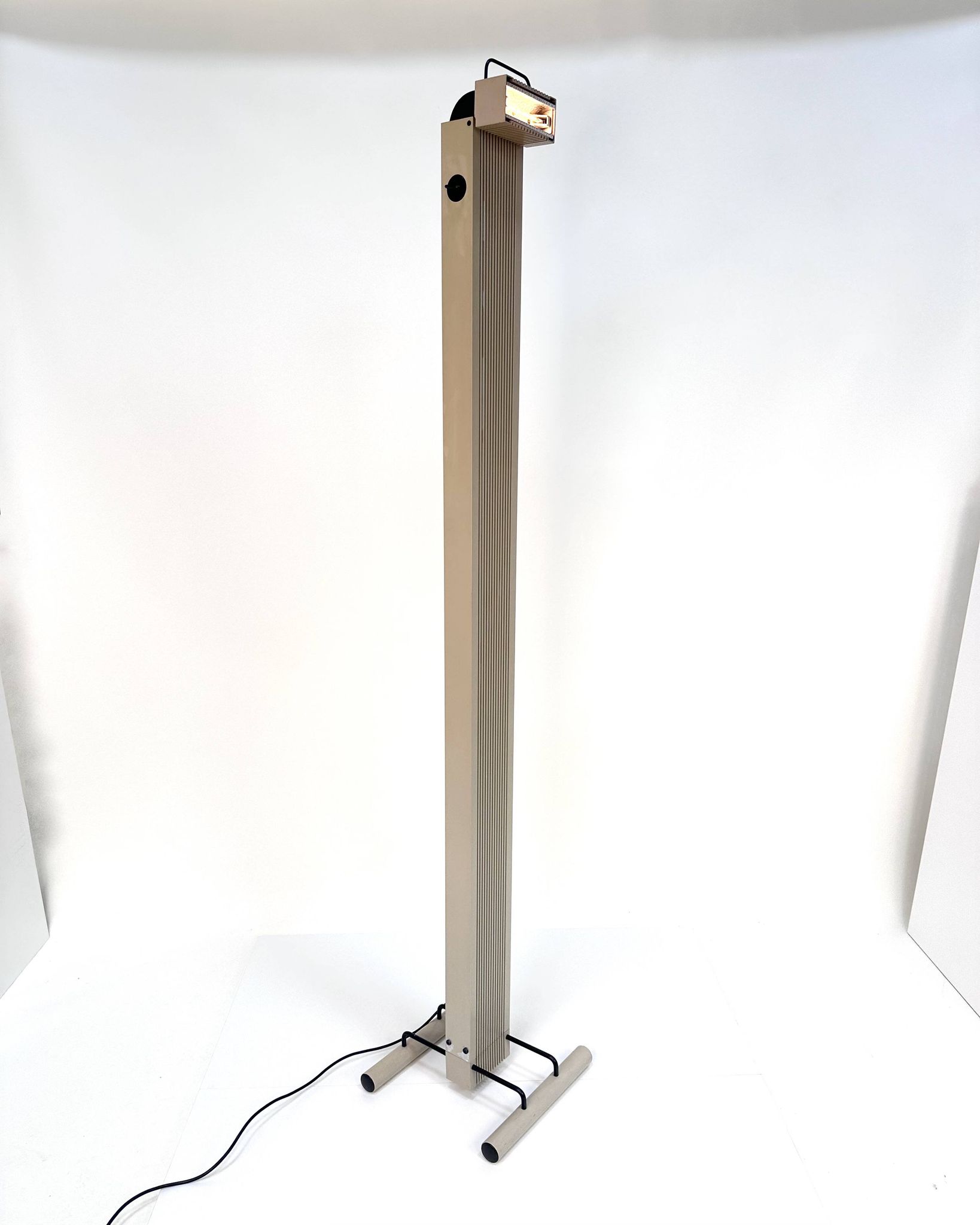 "Zagar" Halogen Floor Lamp, First Model in Metal by Silvio Carpani for Stilnovo, Italy 1978