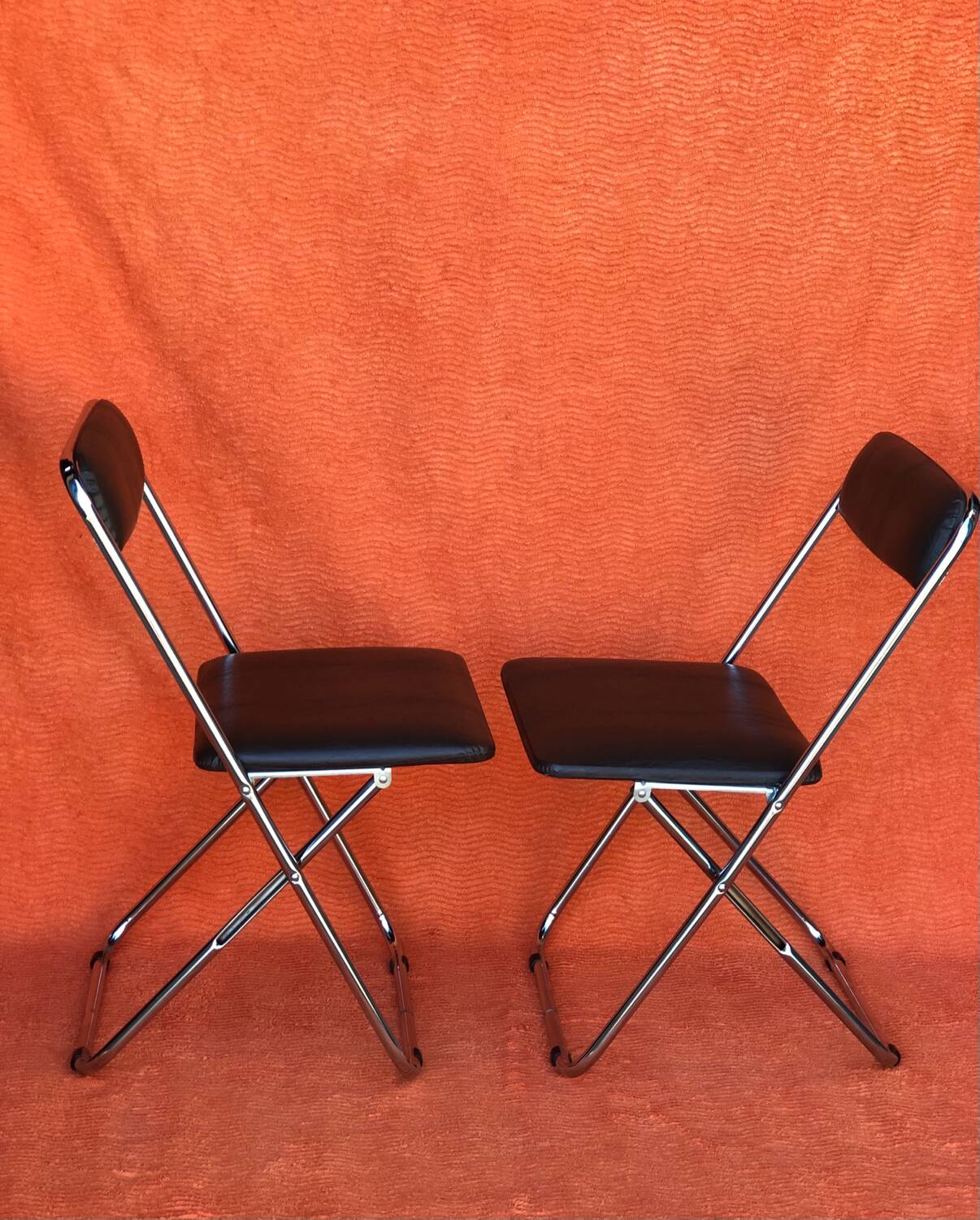 SET OF 2 VINTAGE FOLDING CHAIRS 1970 SKAI BROWN