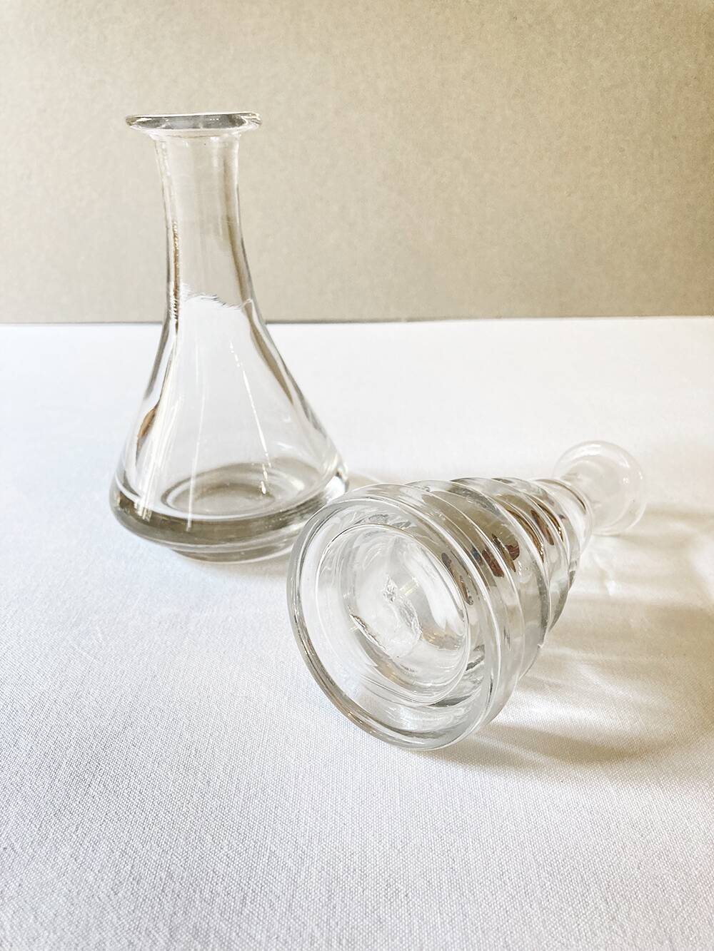 Duo of absinthe topettes