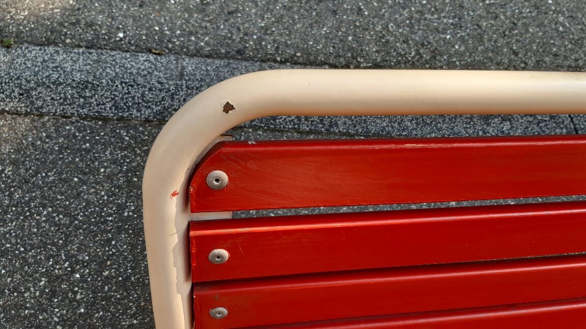 Foldable vintage garden bench