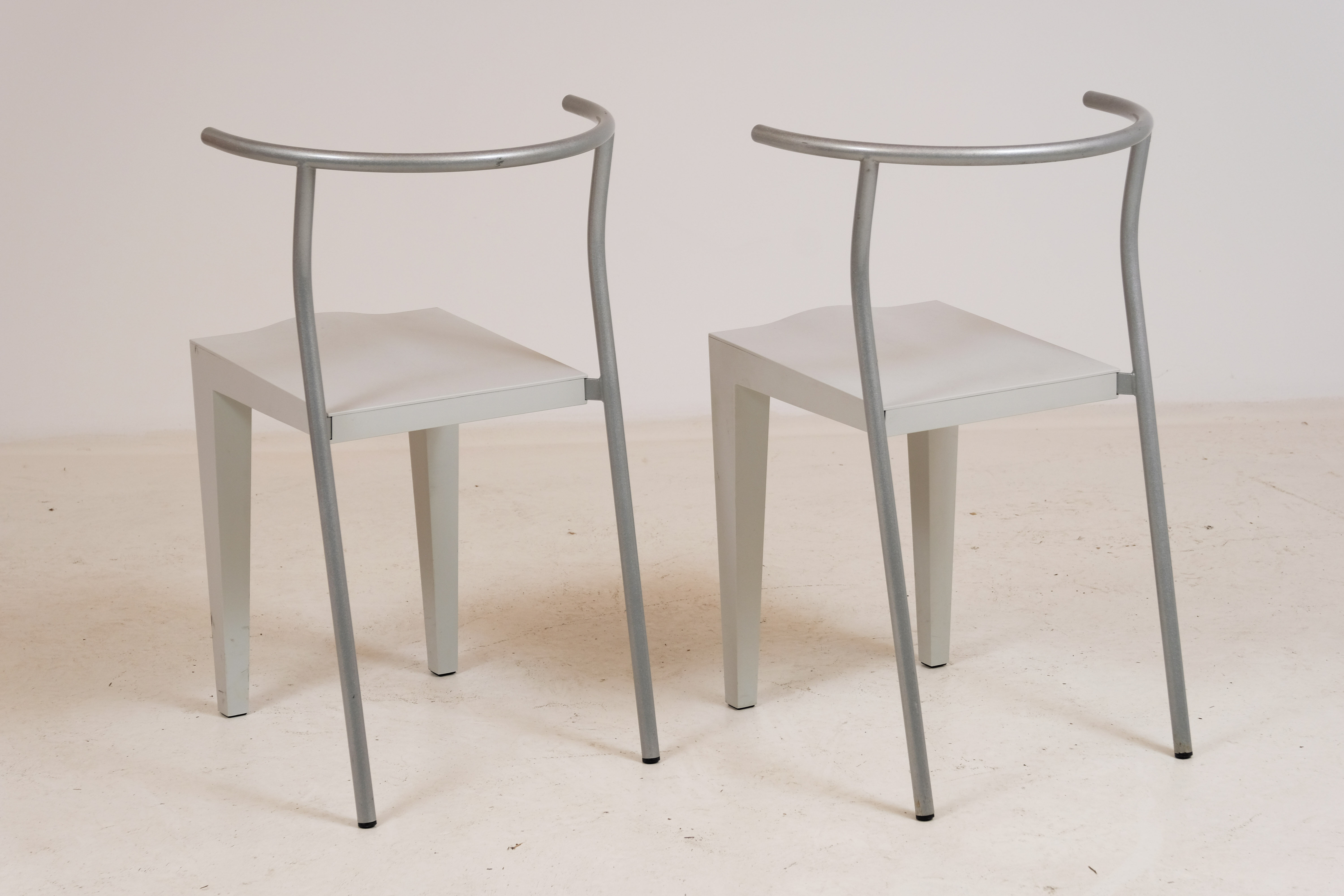 2 chaises Dr Glob de Philippe Starck pour Kartell 1980