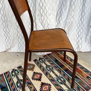 Chaise d’école vintage