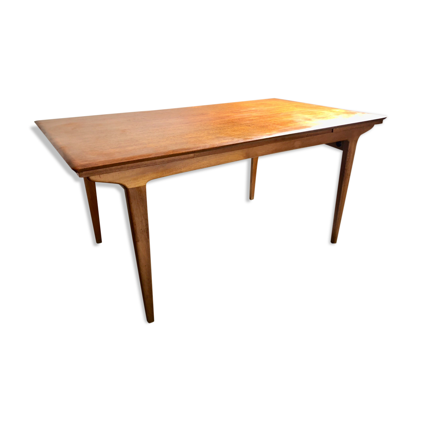 Extending scandinavian teak table