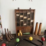 Wall coat rack with 4 wooden balls