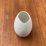 White porcelain vase by M. Frey for Kaiser, mid-century, 1960s.