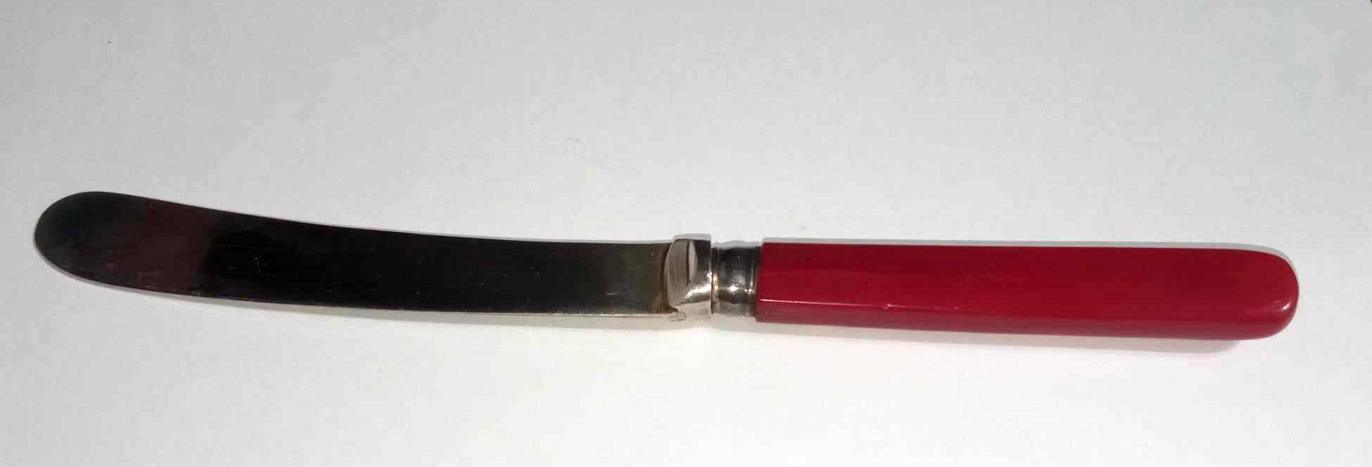 Art Deco Silver Plated Cased Butter or Breakfast Knifes
