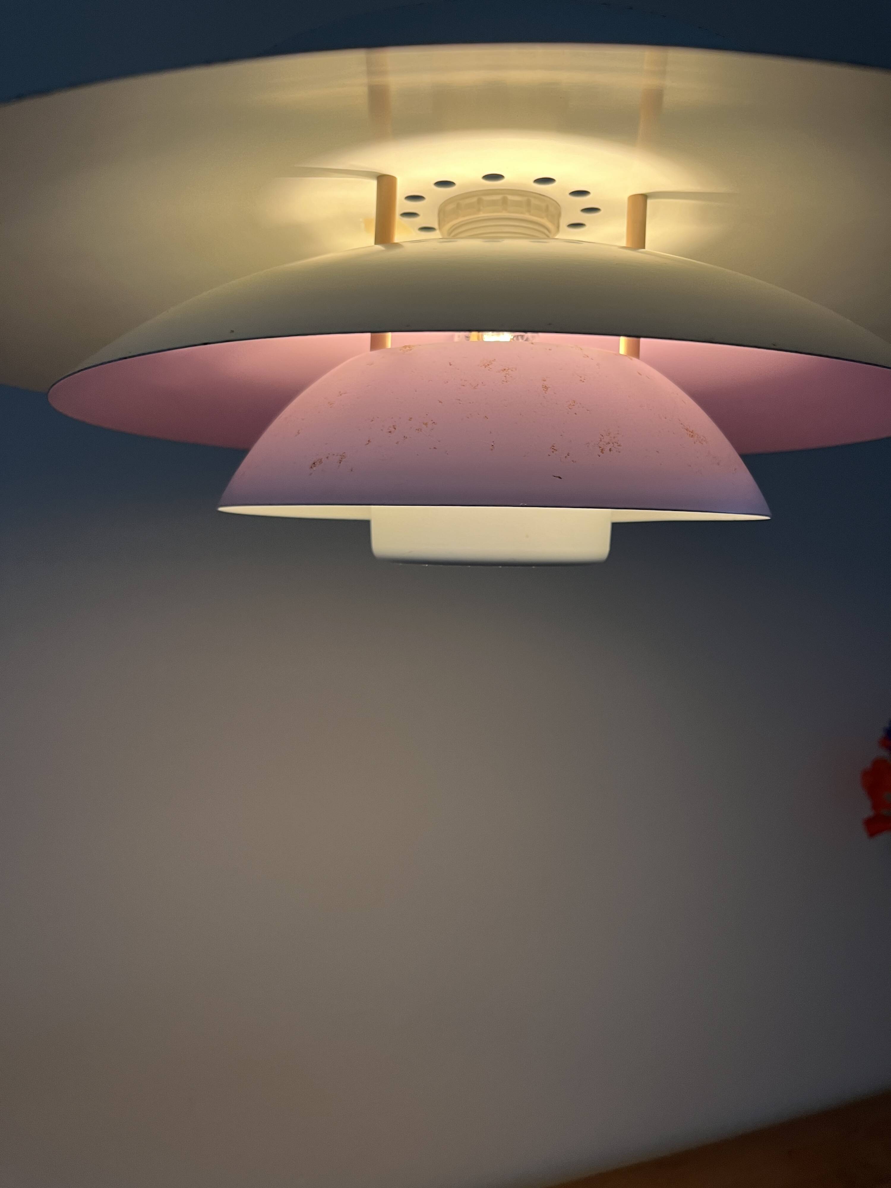 Vintage Form Light 52504 - Louis Poulsen style lamp