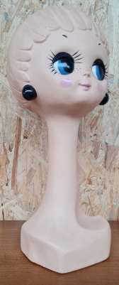 Vintage Twiggy hat head 60s-70s