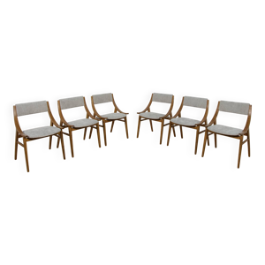 6 chaises par Zamojska,