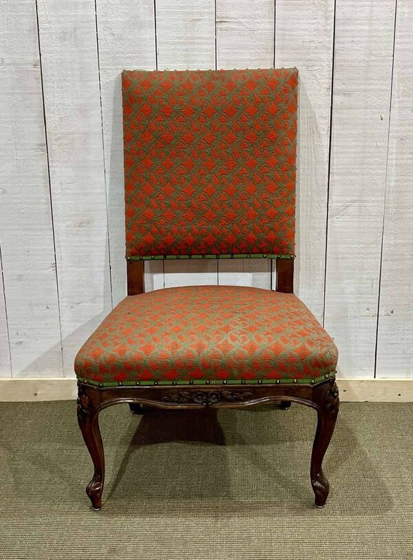 Chaise de nourrice en noyer - début XXème