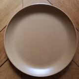 Set of 6 beige stoneware plates