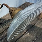 Holophanous wall lamp