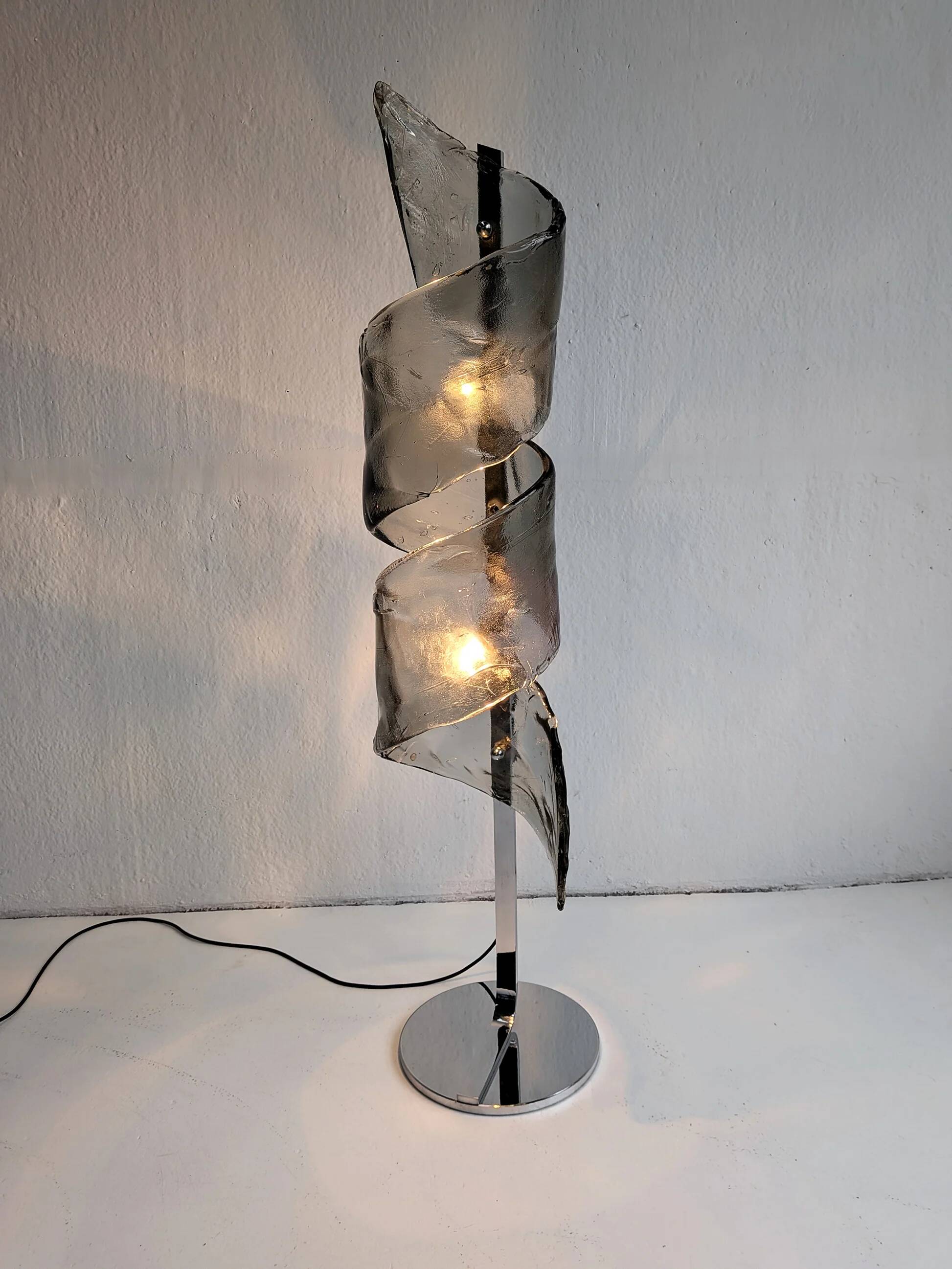 Muranoglass floor lamp 'Spiral' by Mazzega 1970s