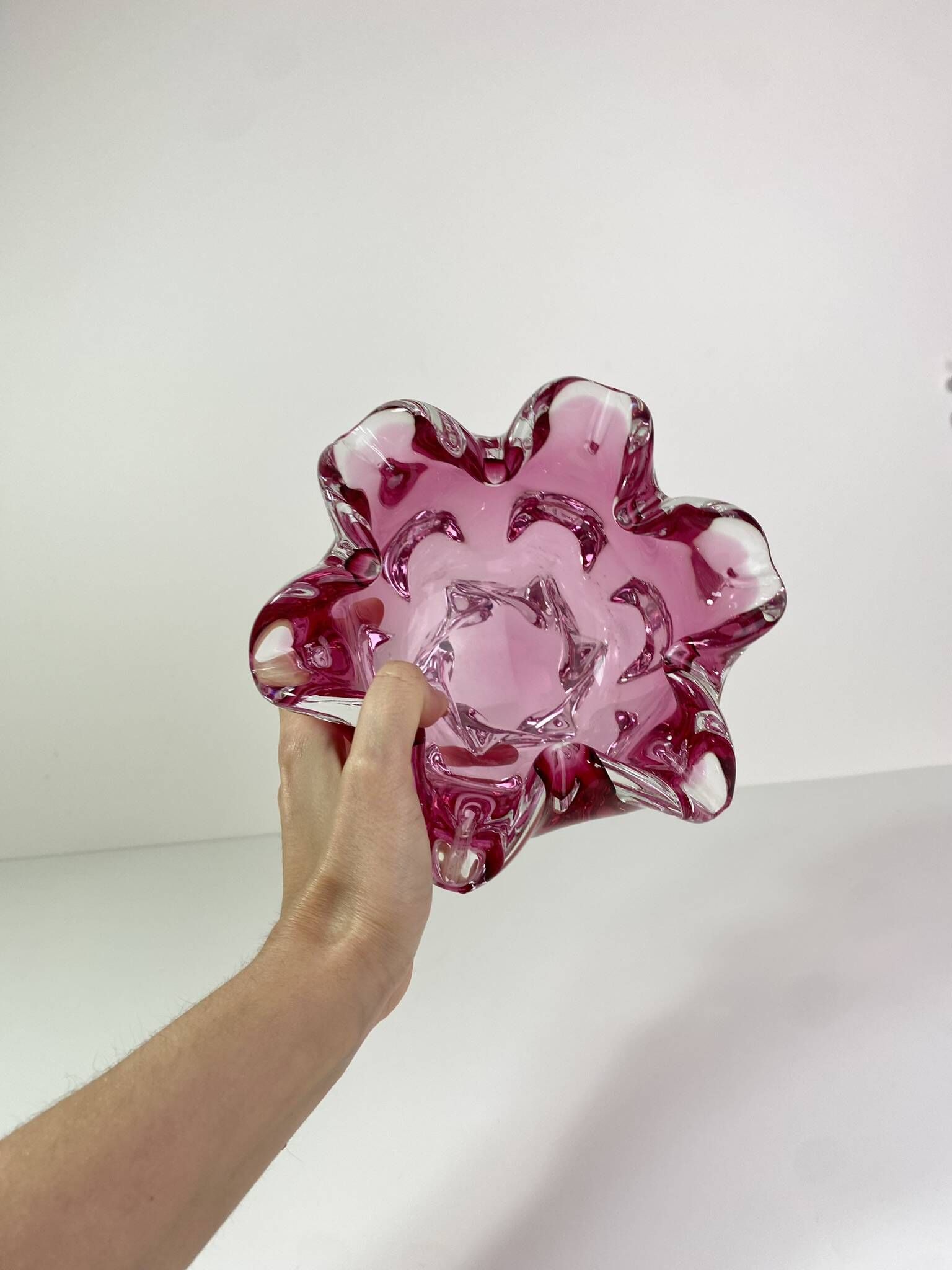 Large empty pocket or vintage pink Murano glass vase