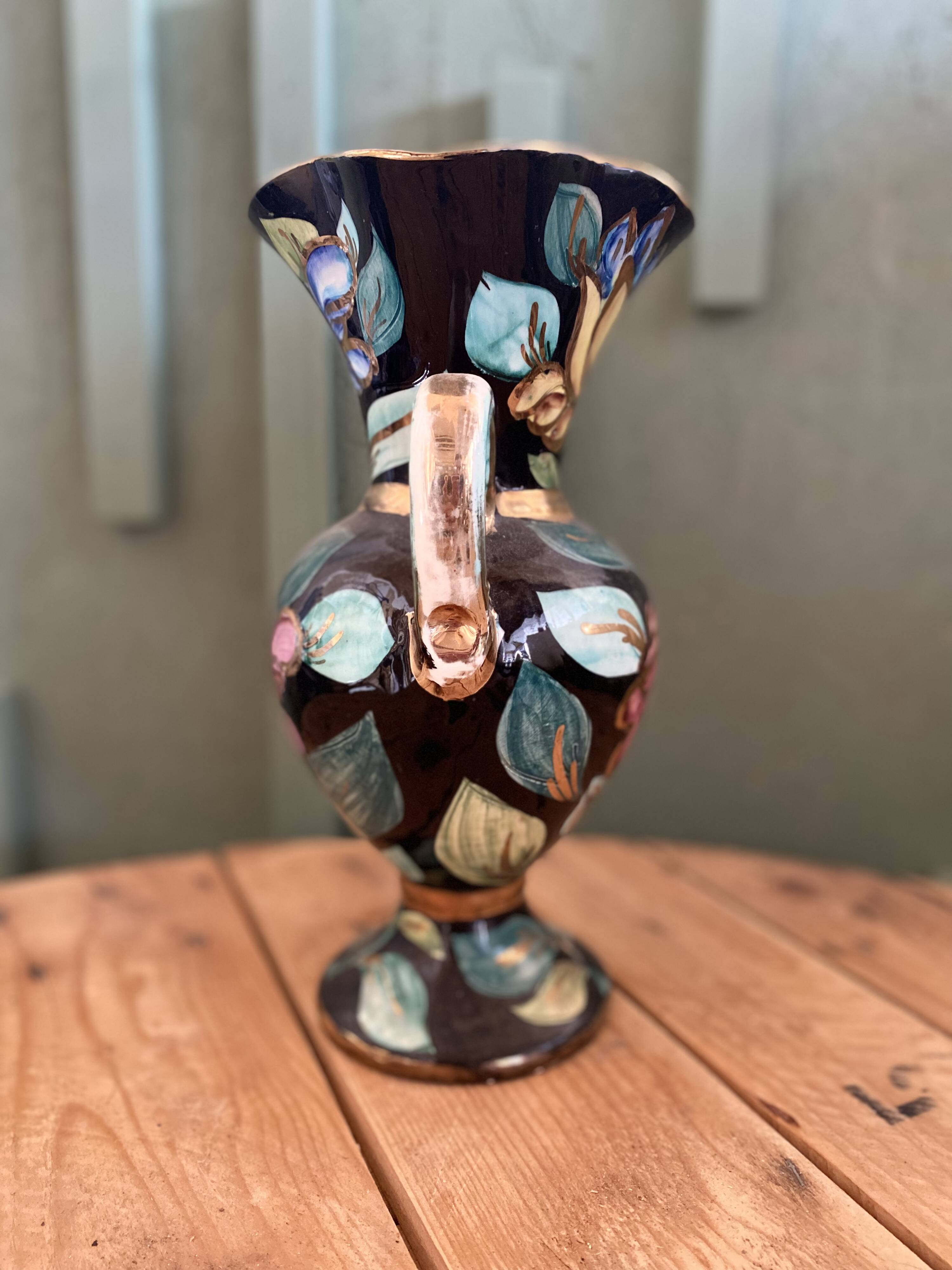 Vase with floral pattern handle signed "Vallauris 610"