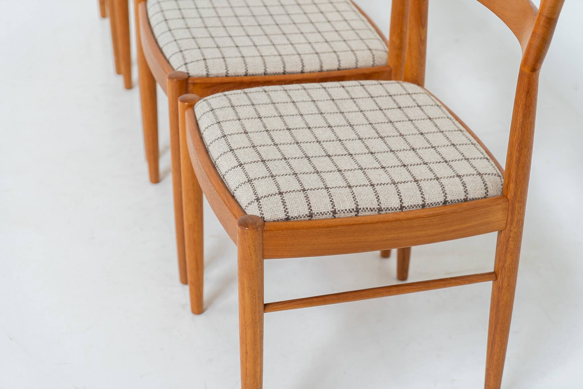 Ensemble de 4 chaises de salle à manger par H.W. Klein pour Bramin