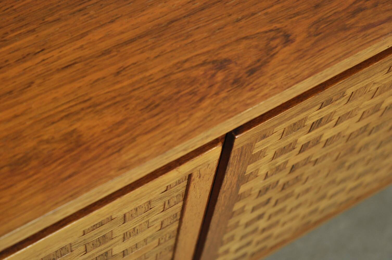 Vintage German Rio sideboard in rosewood, woven finish, Leo Bub, 19