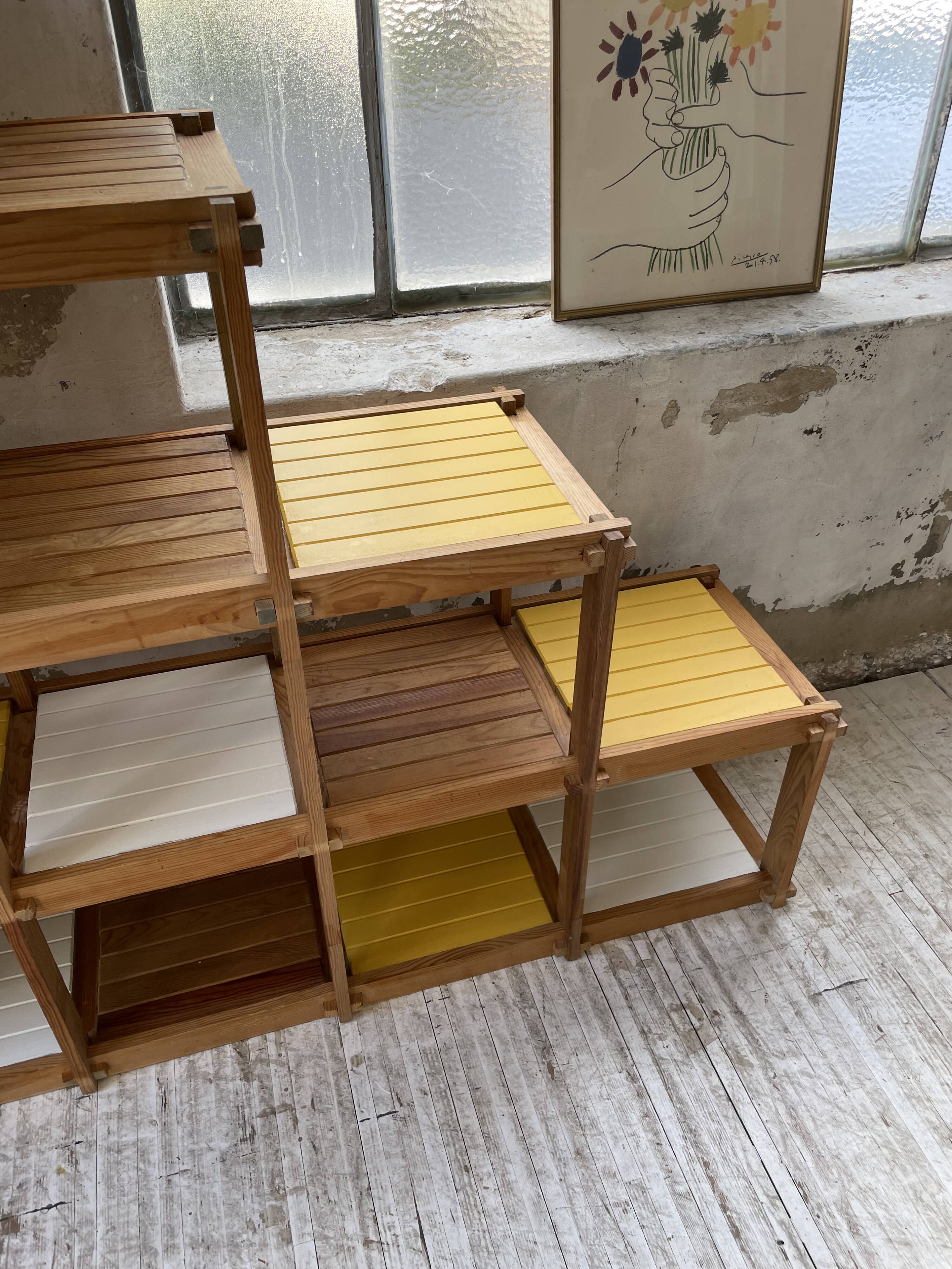 Bauhaus Maison Regain yellow white shelf