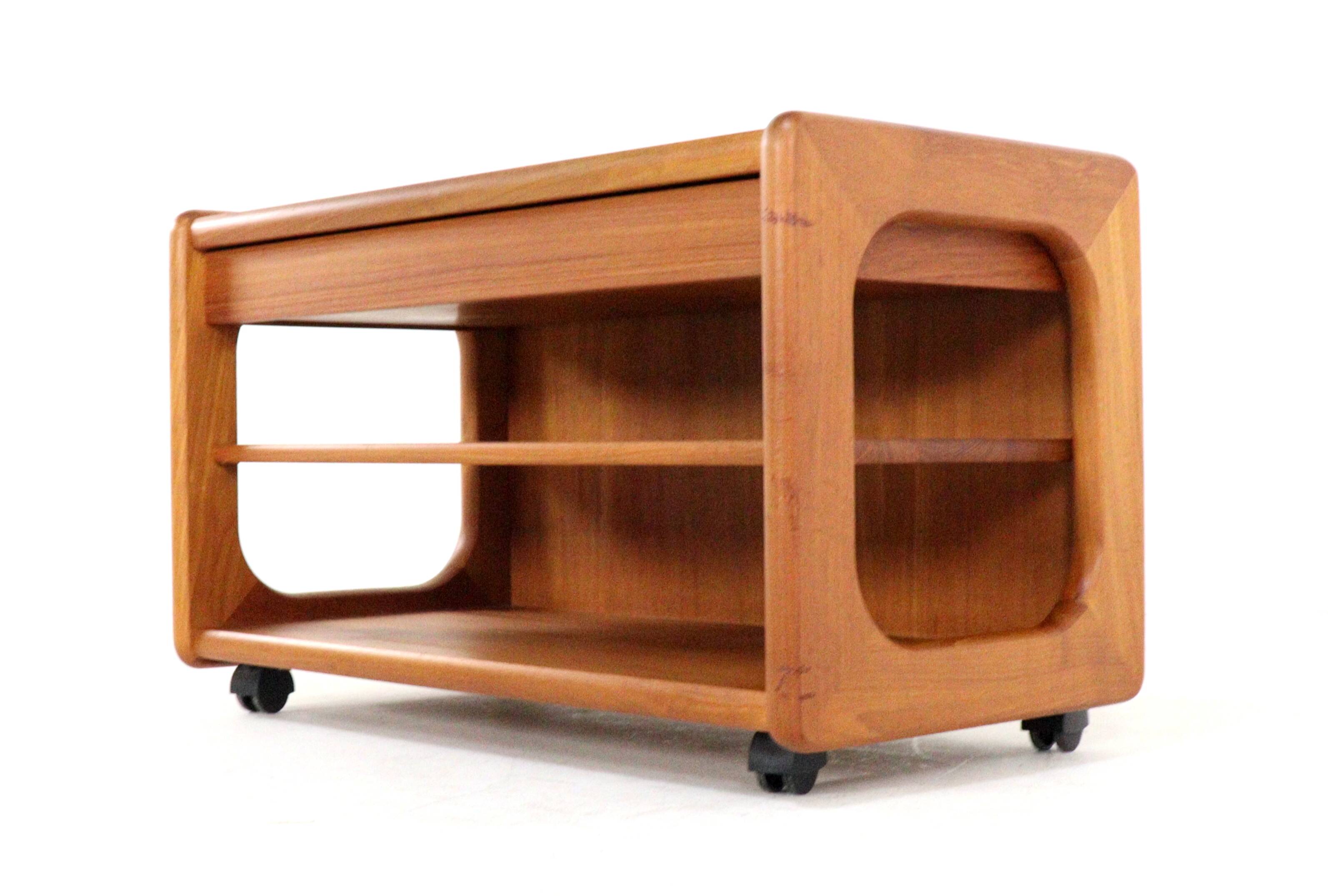 Desserte, table d'appoint vintage en teck sur roulettes, Danemark