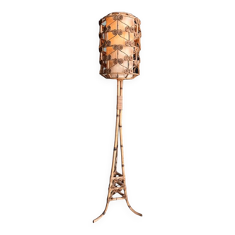 Lampadaire tripode en bambou et rotin