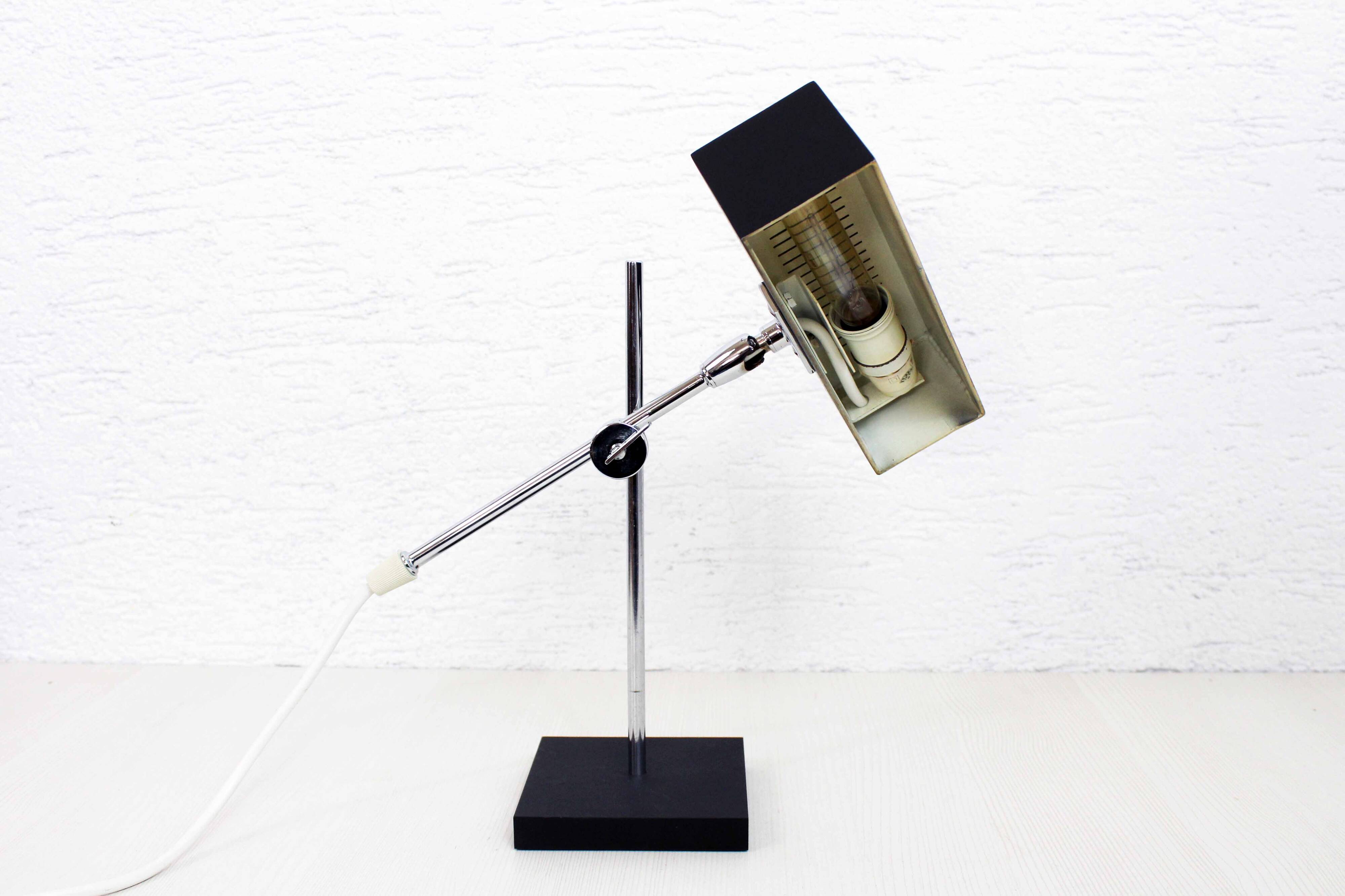 Modernist desk lamp