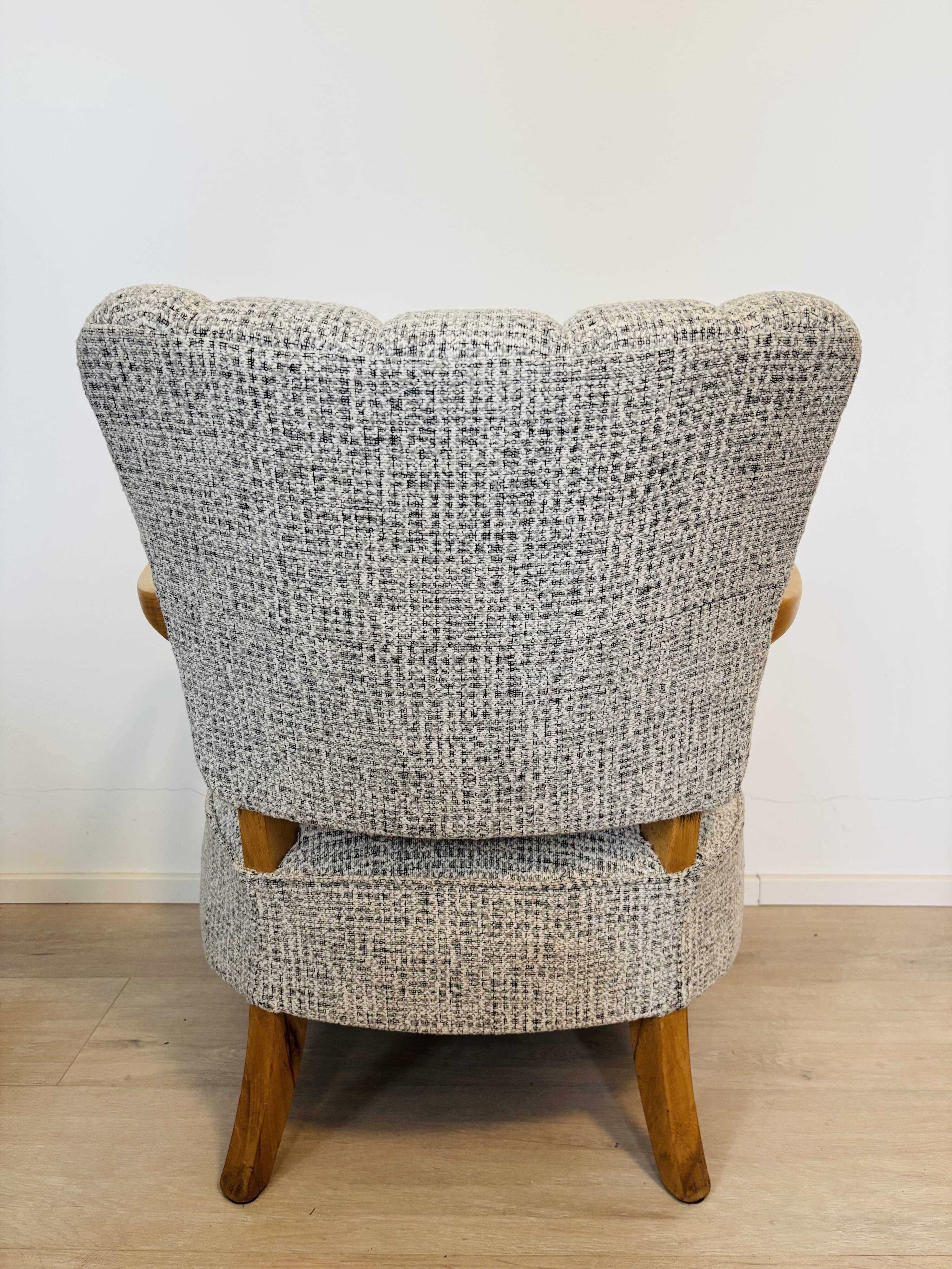 Fully Restored Vintage Lounge Arm Chair by Jindrich Halabala H-237, 1950’s