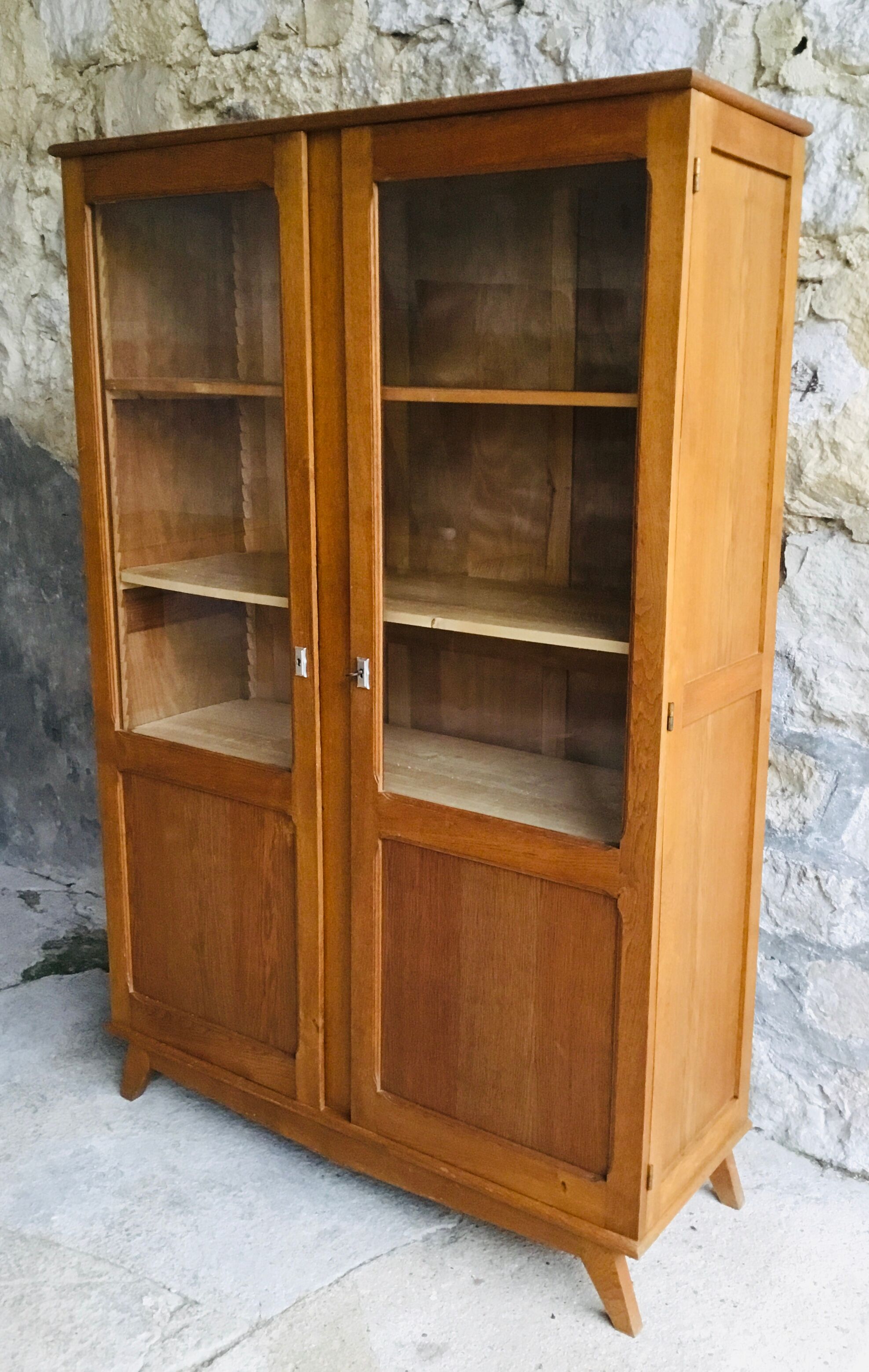 Glass bookcase with compass feet - vintage 1960