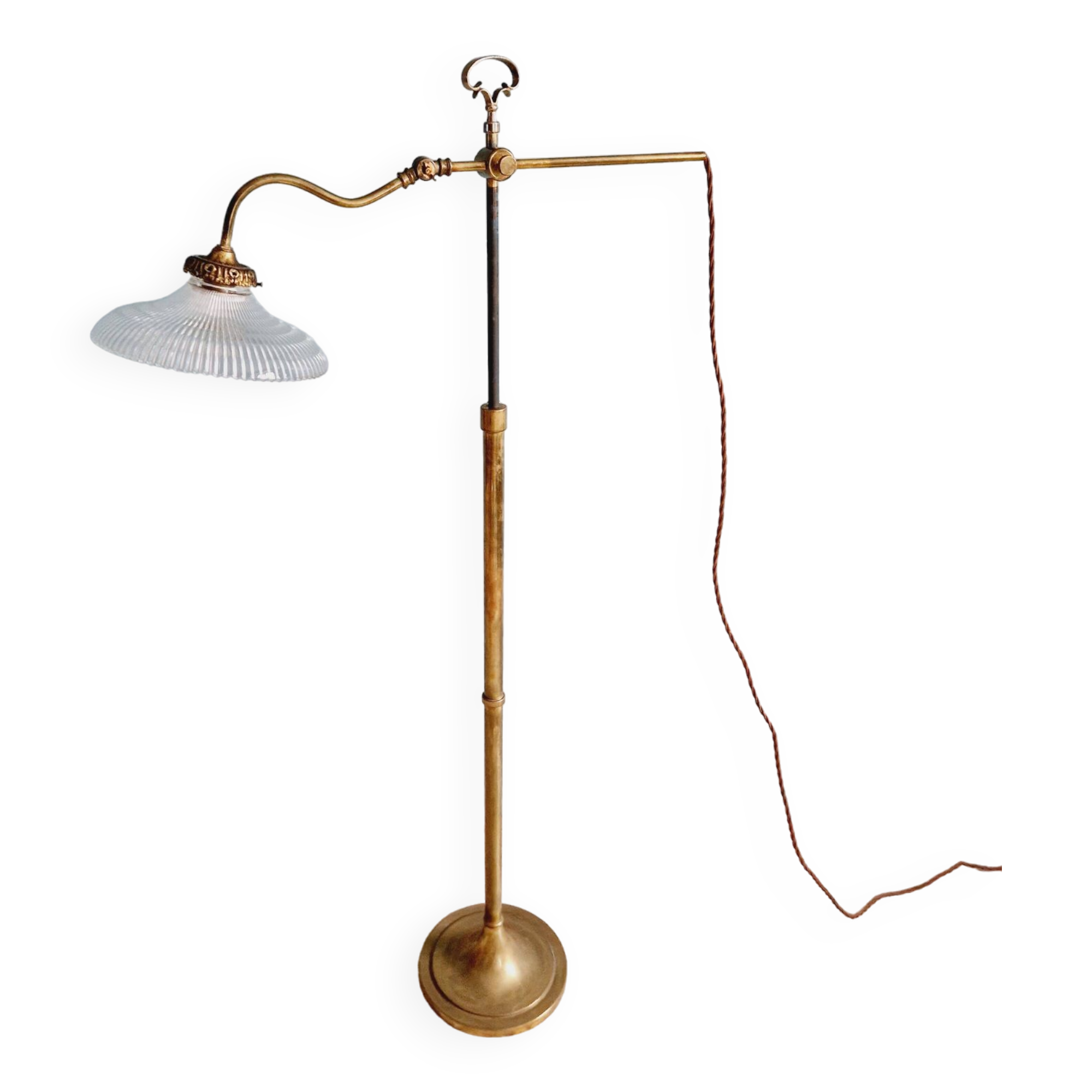 Brass and grooved glass floor lamp in Art Deco style
