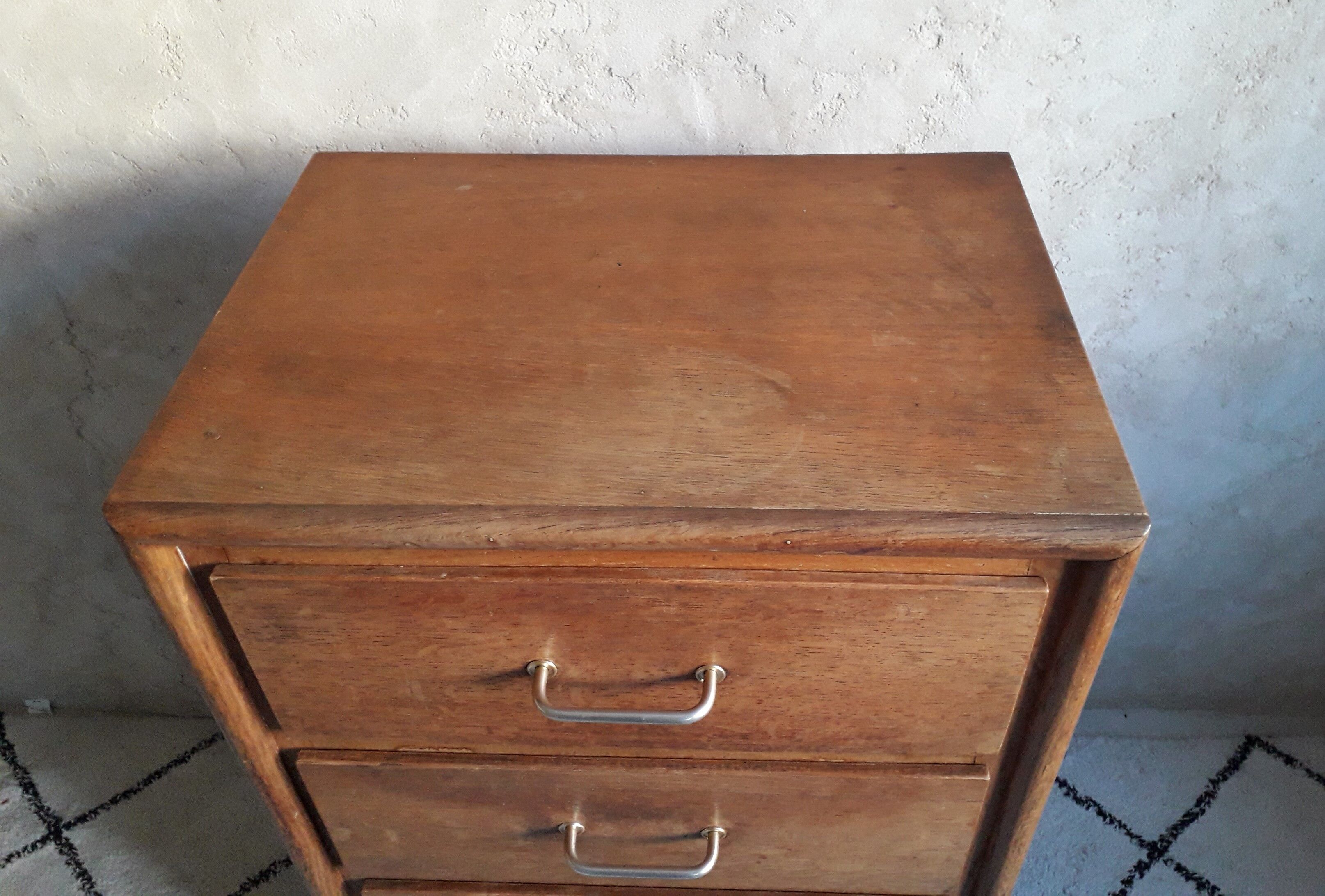 Vintage dresser