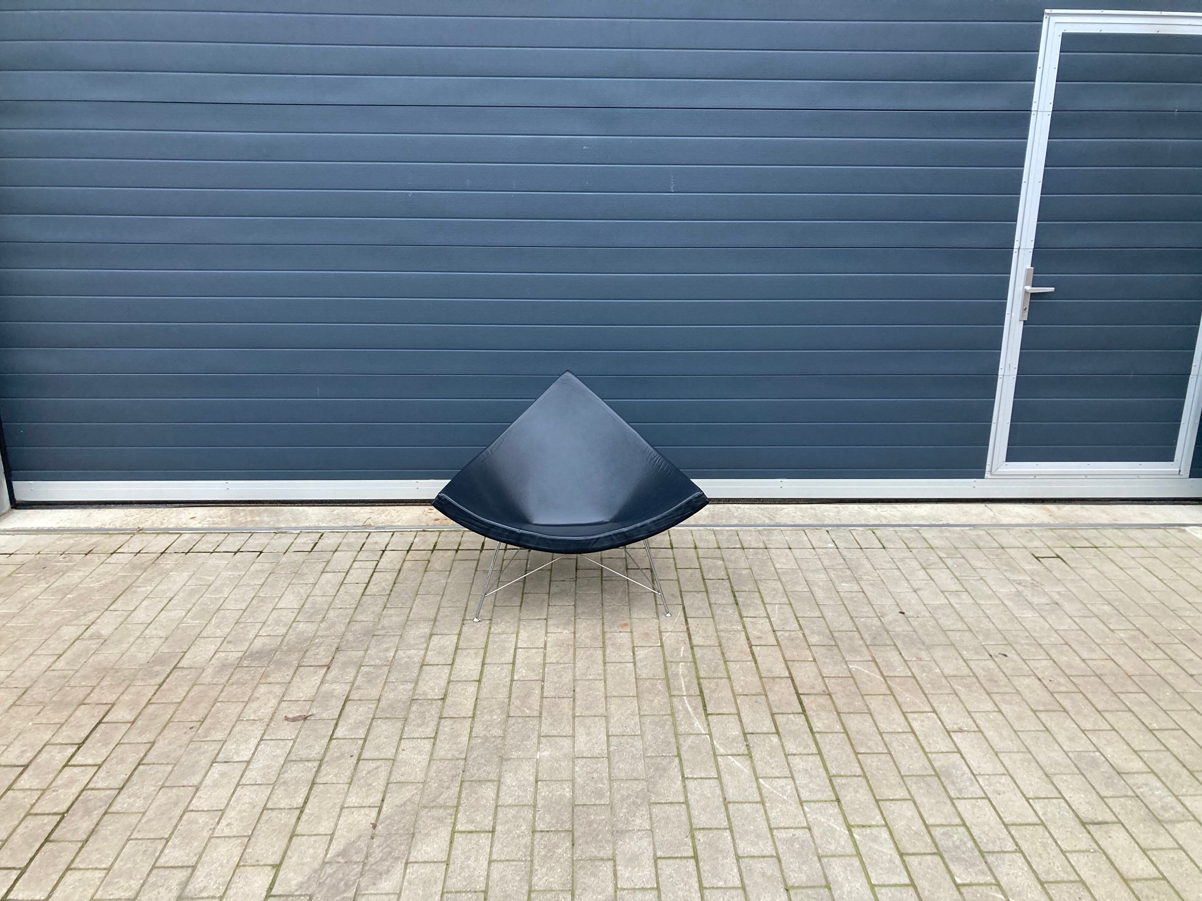 Vitra Coconut Chair de George Nelson, cuir noir