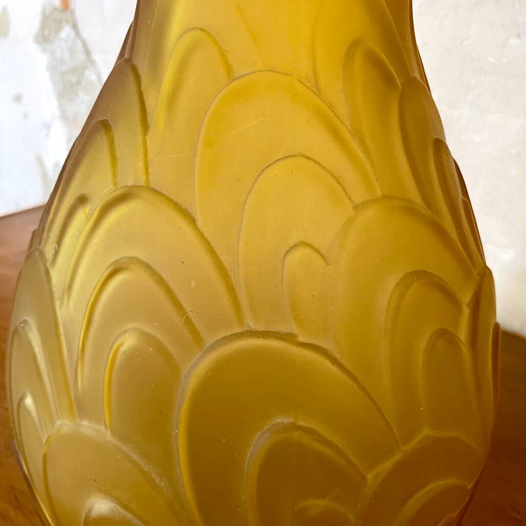 Large amber Art Deco molded glass vase