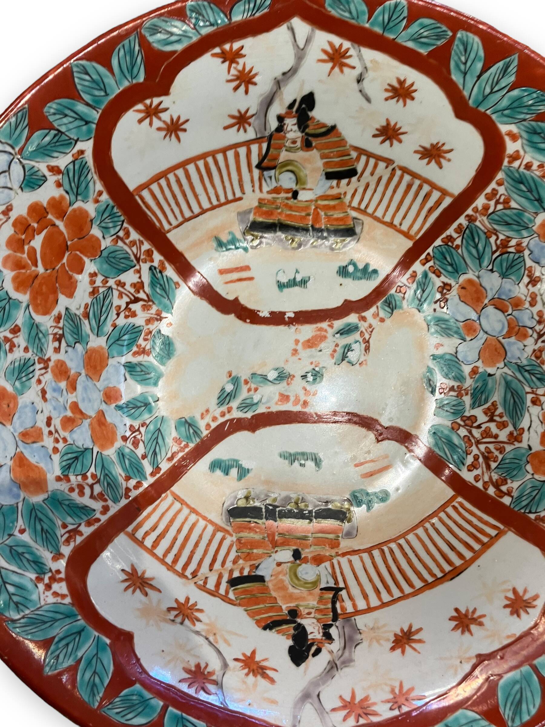 Huge porcelain cup of Imari XIXth Samurai decoration