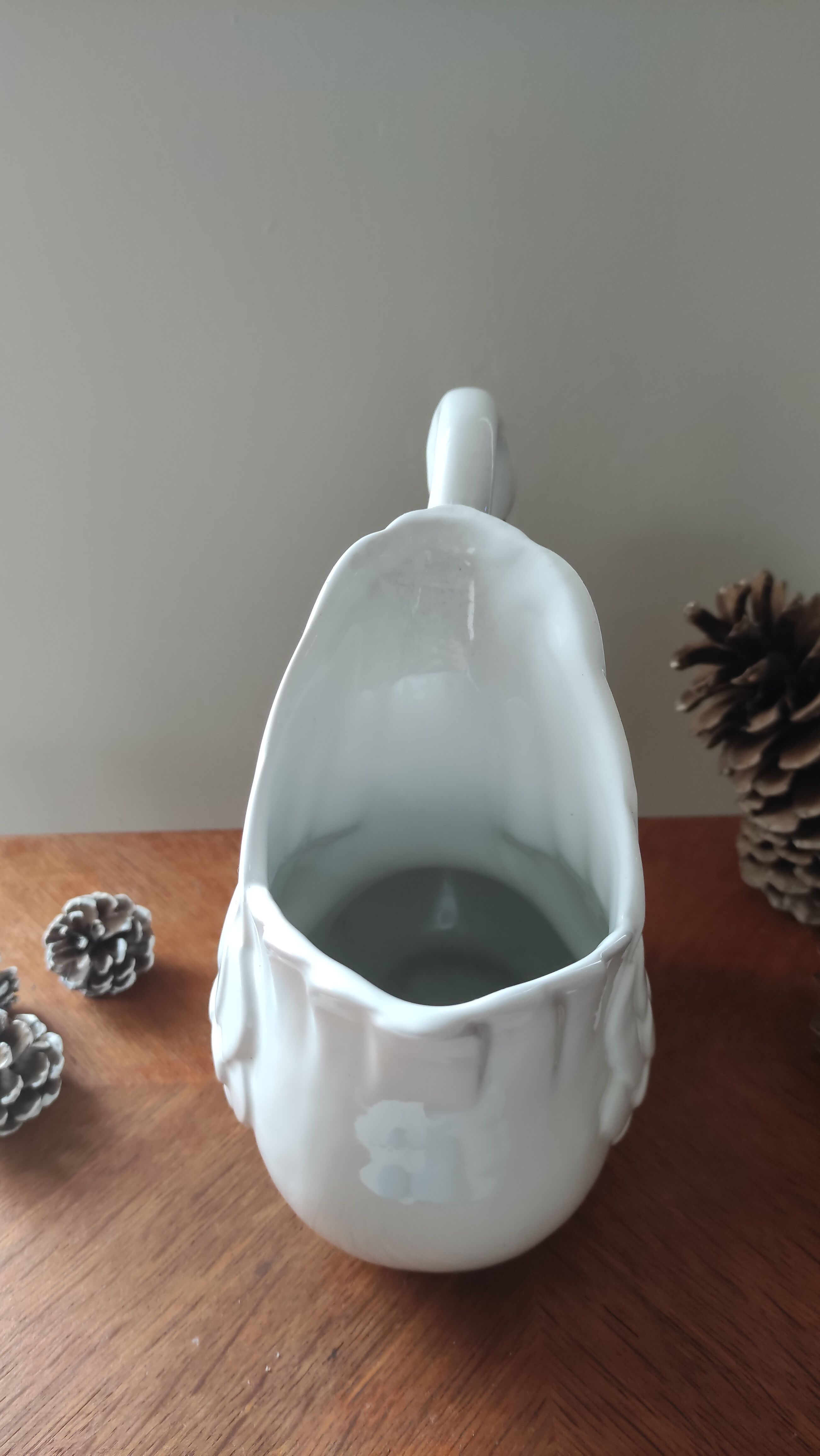 Vase or swan pot cover