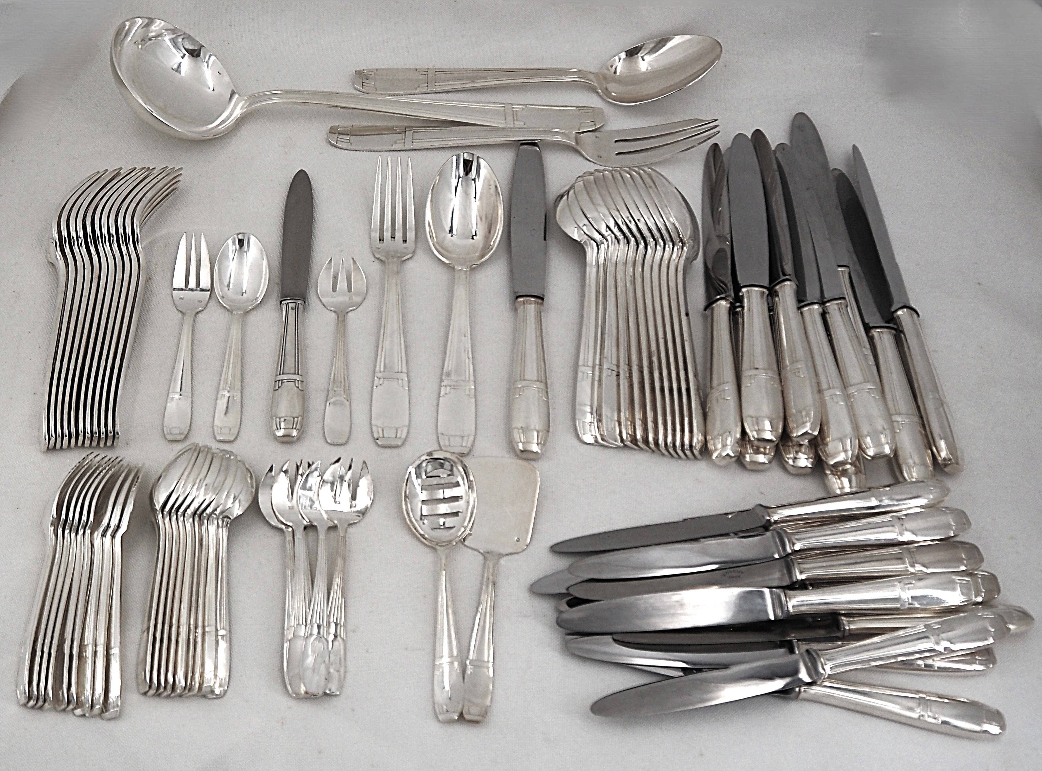 Share Art Deco cutlery set of 79 pieces, knives, silver-plated metal.