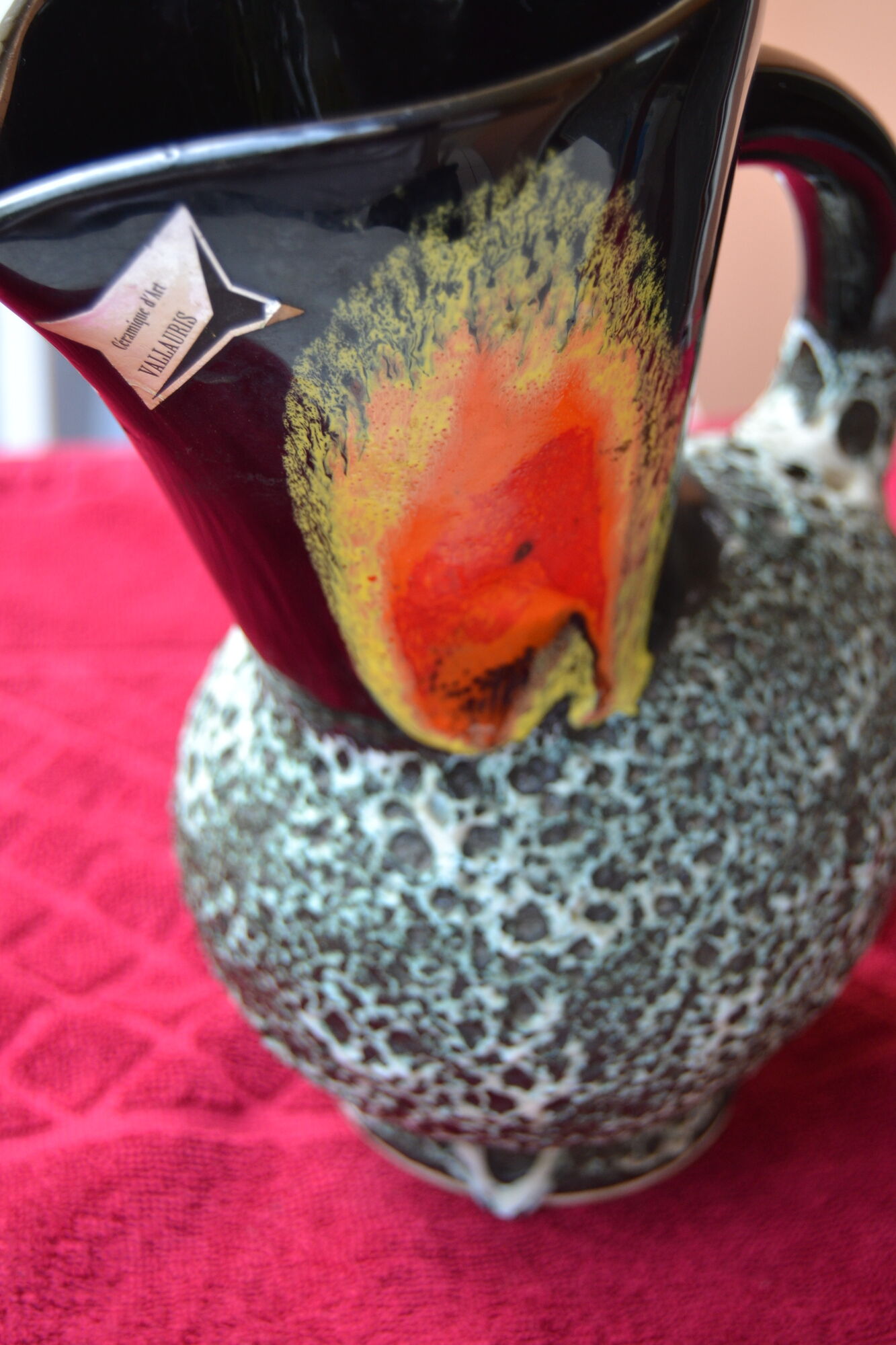 Vallauris moonstone pot from the 1950s with signature