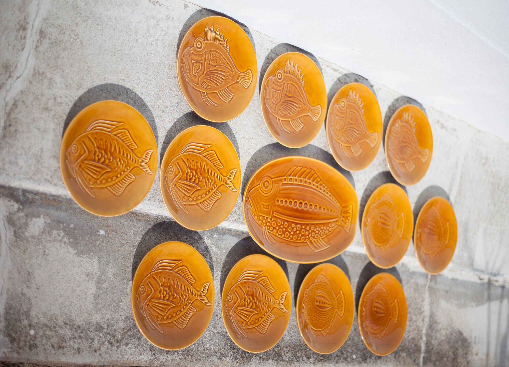 Fish service, Longchamp France porcelain service, 12 fish plates and 1 serving dish