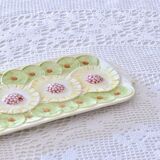 Large vintage cake dish in exotic fruit barbotine signed GV