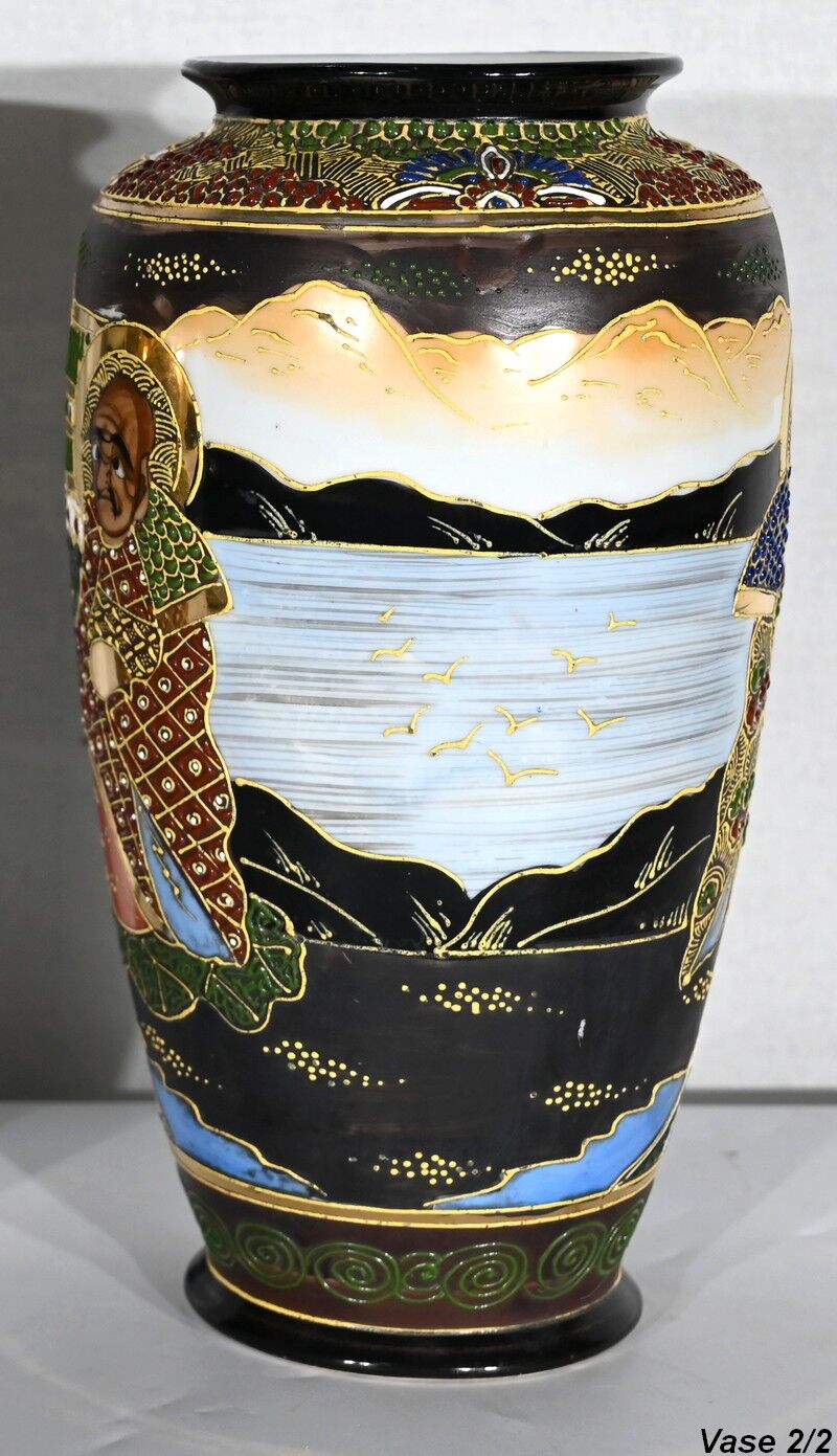Pair of satsuma vases in japanese porcelain – early twentieth