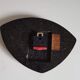 Pendule murale formica noire et or marque Trophy Transistor