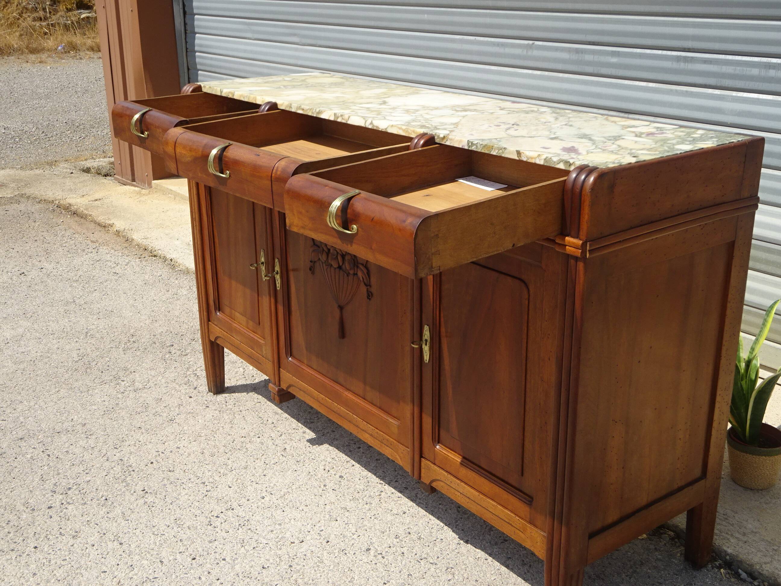 Art Deco sideboard in walnut with a marble top