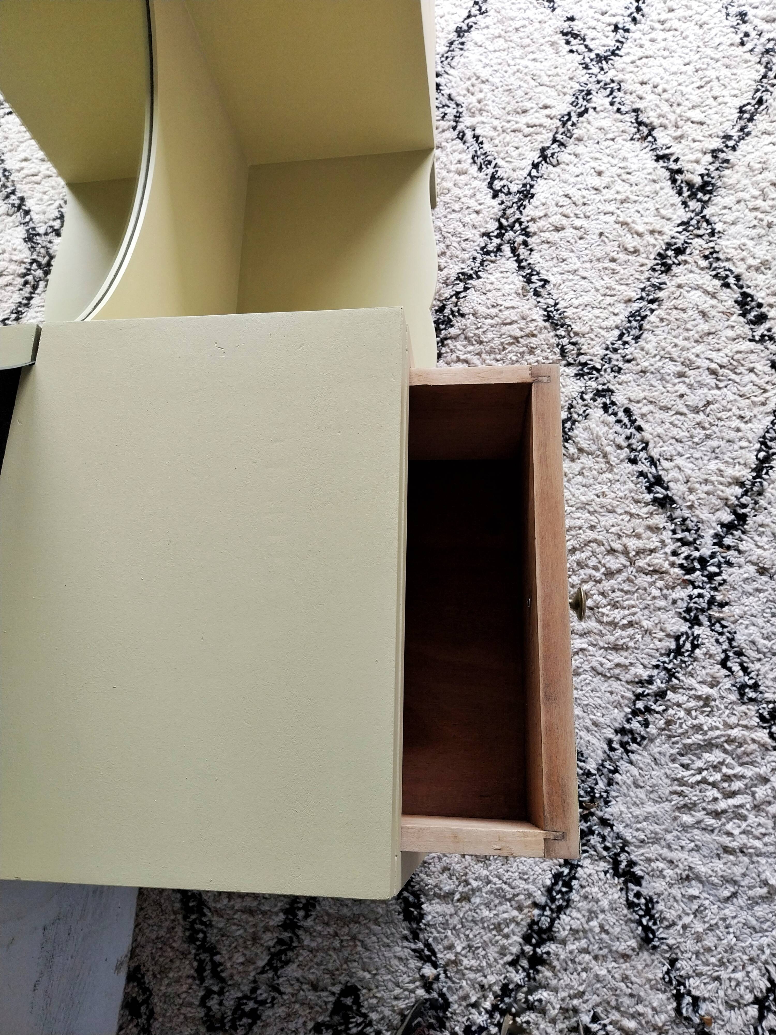 Dressing table