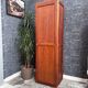 Armoire homme debout
