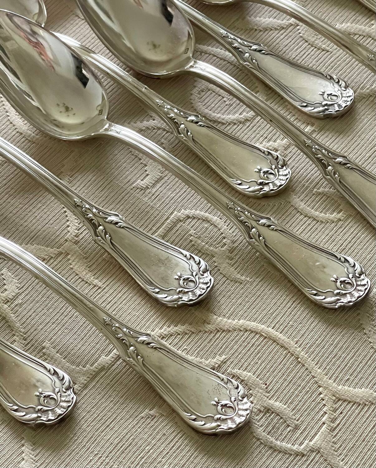 24 couverts anciens Louis XV.