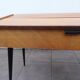 Tricoteuse scandinave pieds compas console vintage